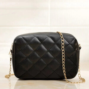 Urban Chic Crossbody Bag - Black