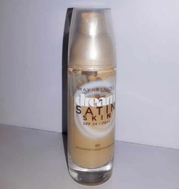 Maybelline Dream Satin Skin Foundation - P03