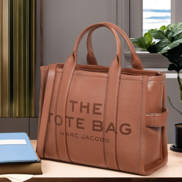 Marc Jacobs The Leather Tote Bag Small