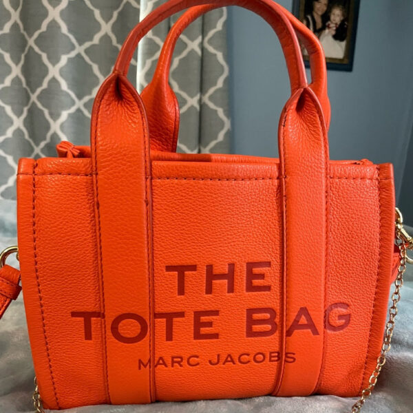 Marc Jacobs The Tote Bag Medium