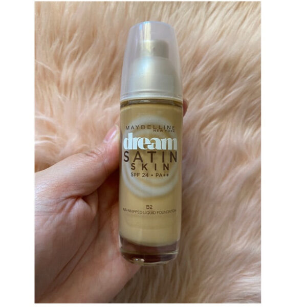 Maybelline Dream Satin Skin Foundation - P03