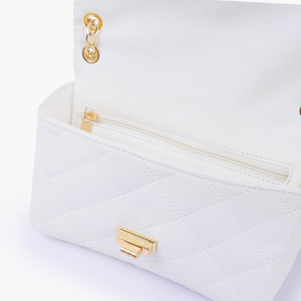 White Quilted Mini Bag With Chain - Old Lace